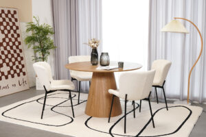 round dining table